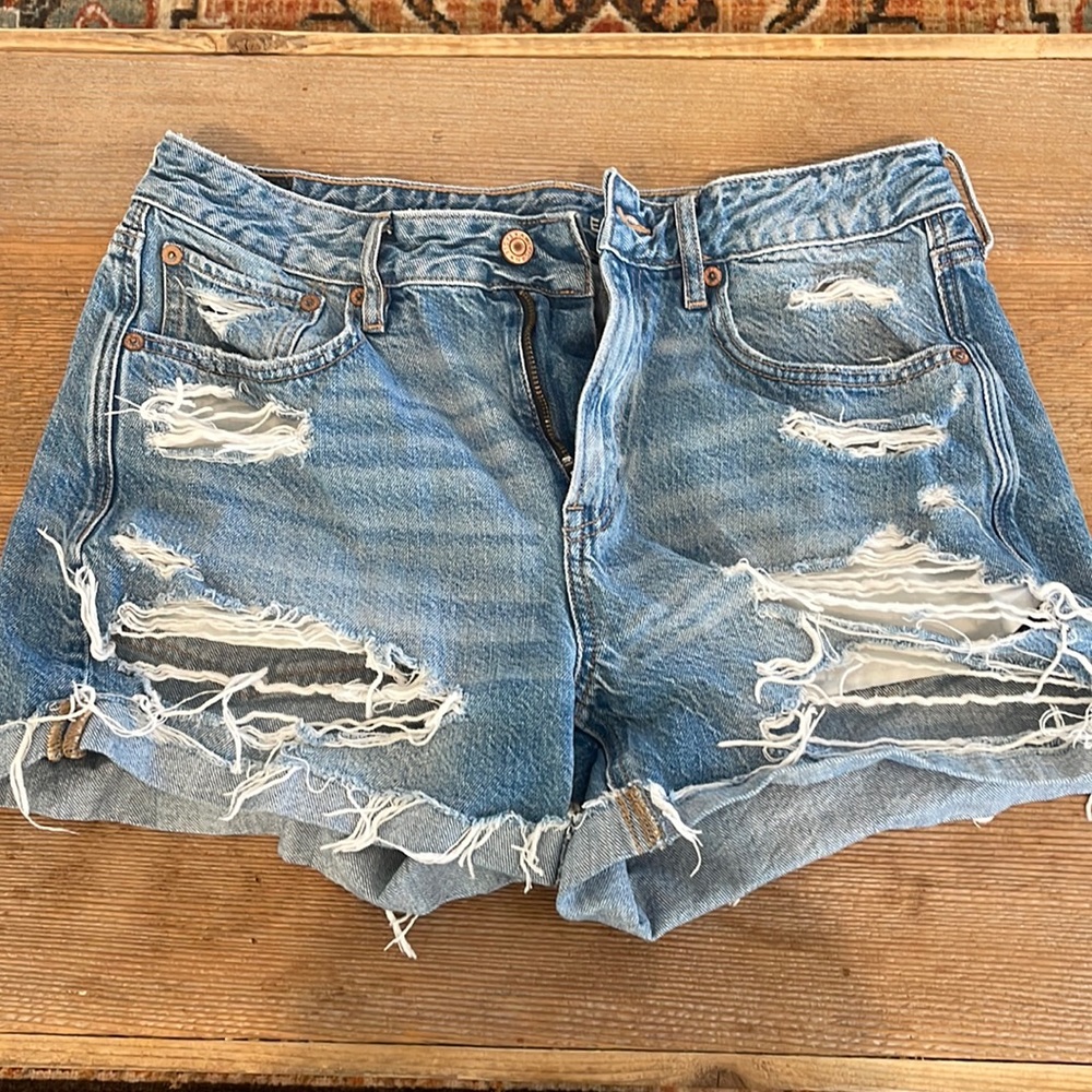 American eagle Tom girl short